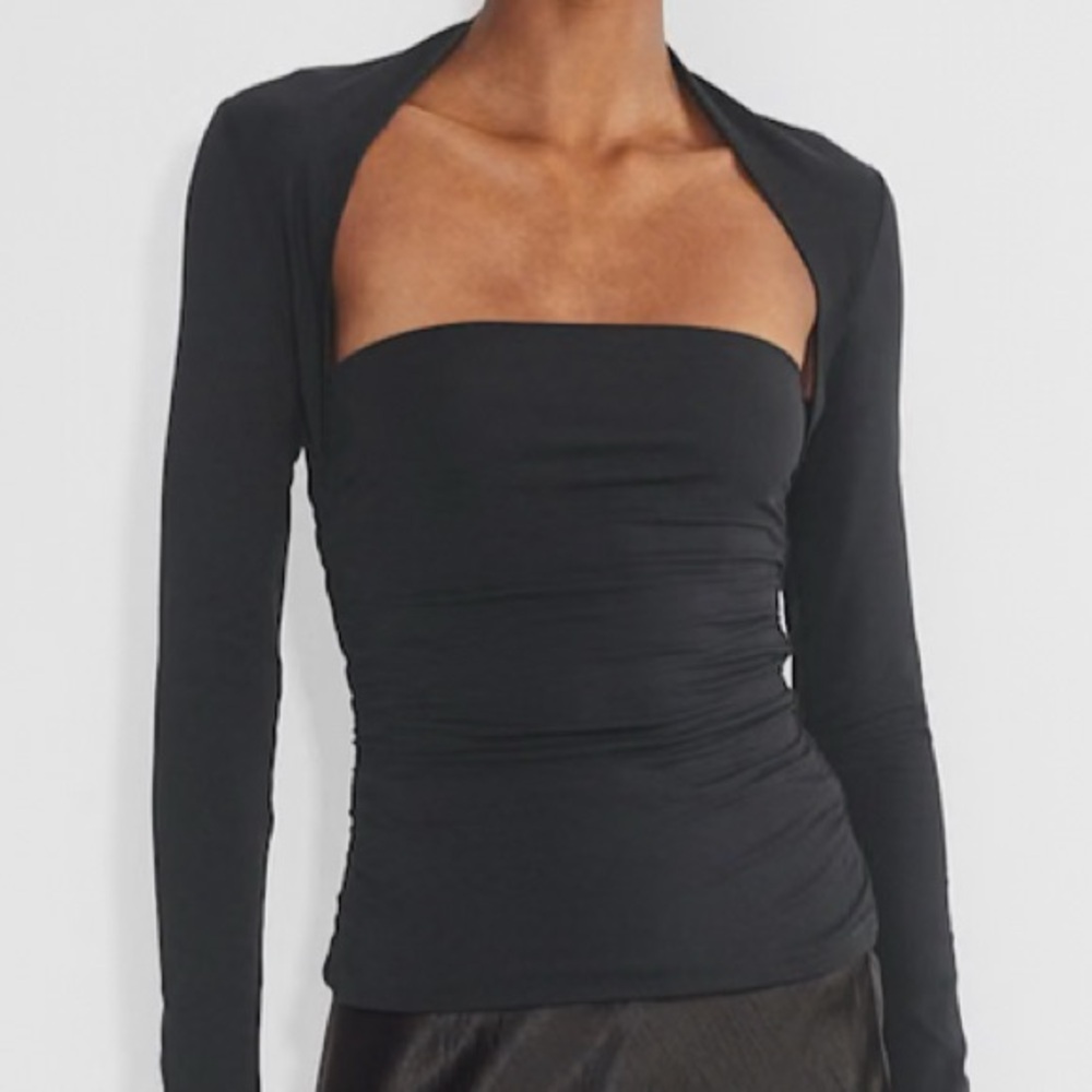 Aritzia Contour Flourish Longsleeve